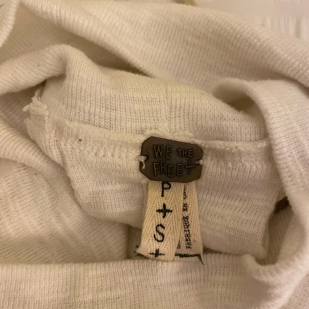 Free People turtleneck! - Picture 3 of 3